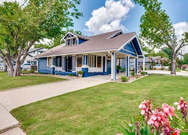 Property at 132 S Ward St, Italy, TX 76651, 5 beds, 3 baths
