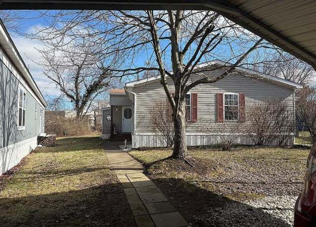 Property at 230 Norman Ln, Reynoldsburg, OH 43068, 3 beds, 2 baths