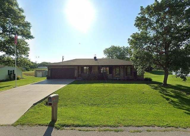 Property at 700 Sunset Ln, Overbrook, KS 66524, 3 beds, 3 baths