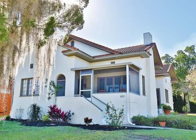 Property at 900 Carlton Ave, Lake Wales, FL 33853, 3 beds, 2 baths