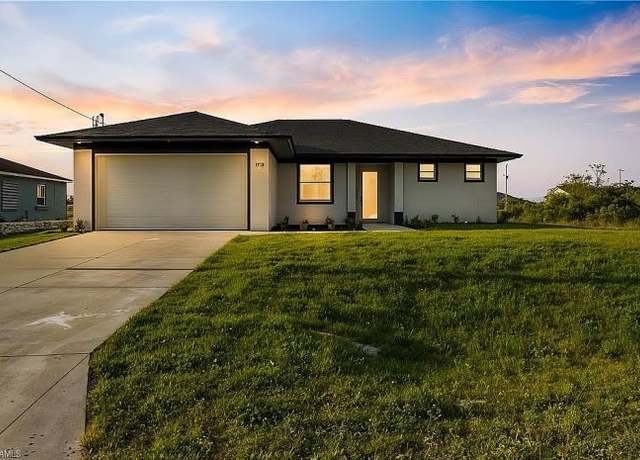 Property at 3115 69th St W, Lehigh Acres, FL 33971, 3 beds, 2 baths