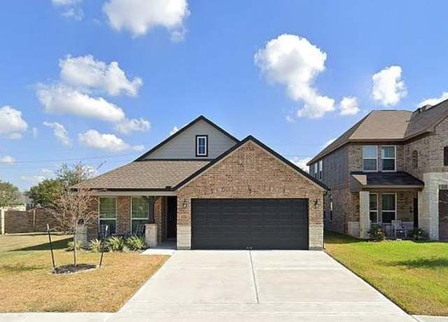 Property at 11710 Canby Oak St, Houston, TX 77066, 3 beds, 2.5 baths