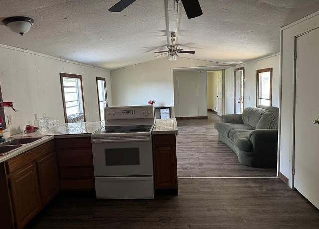 Property at 207 Timberline Dr, Whitney, TX 76692, 2 beds, 2 baths