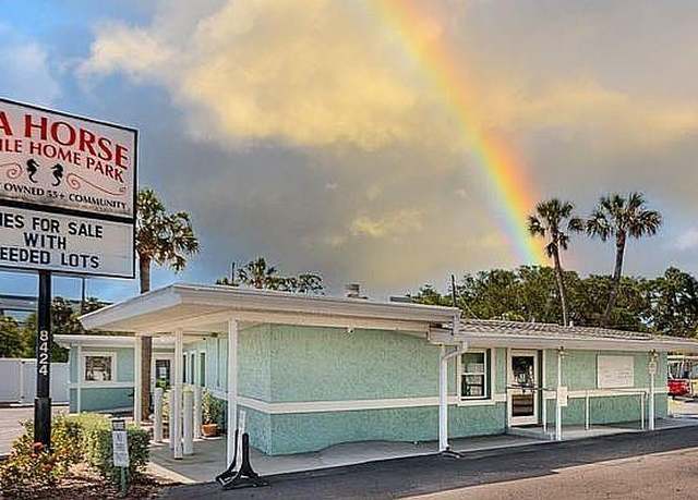 Property at 8742 44th Ave N #144, St Petersburg, FL 33709, 2 beds, 1.5 baths