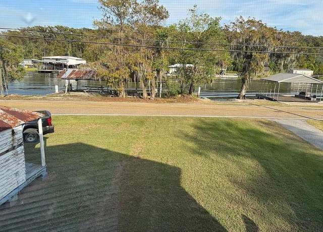 Property at 1267 Stephensville Rd, Morgan City, LA 70380, 2 beds, 1 bath