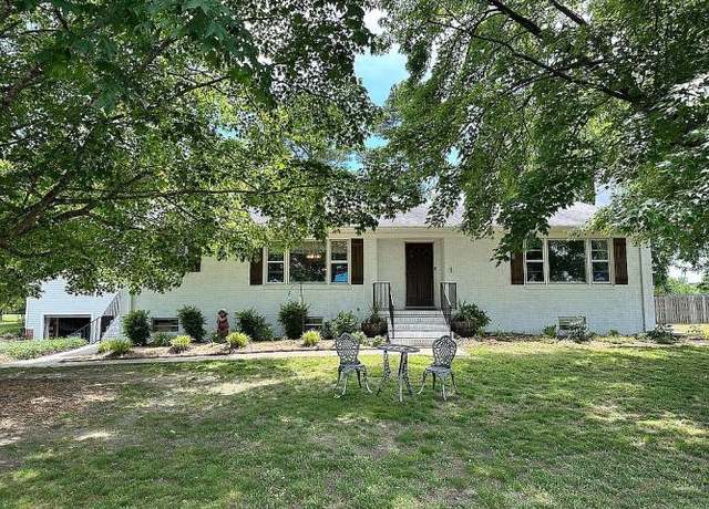 Property at 21338 Buckhorn Quarter Rd, Courtland, VA 23837, 6 beds, 3 baths