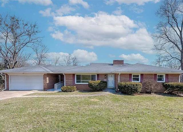 Property at 713 Leawood Dr, Frankfort, KY 40601, 4 beds, 3.5 baths