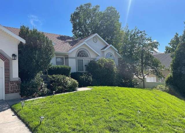 Property at 2276 E Hidden Acres Cir, Salt Lake City, UT 84109, 5 beds, 3 baths