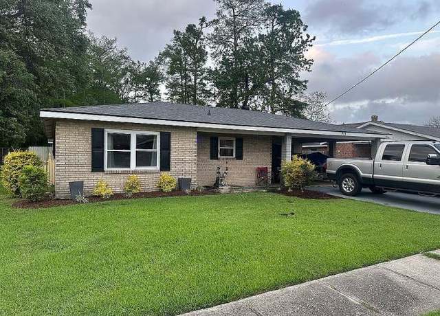 Property at 913 Fig St, Morgan City, LA 70380, 3 beds, 2 baths