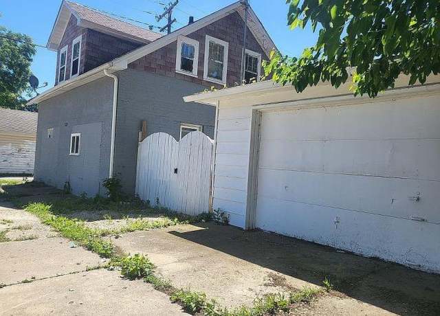 Property at 1101 Adams St, North Chicago, IL 60064, 2 beds, 2.5 baths