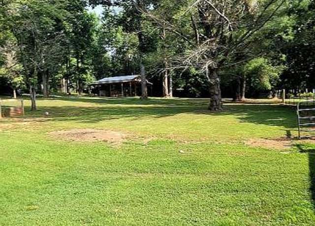 Property at 2735 Reed Rd, Dalton, GA 30720, 3 beds, 3 baths