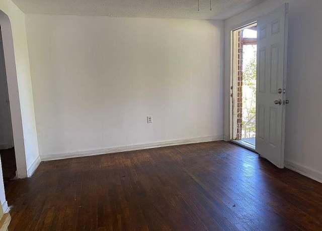 Property at 908 Magnolia Ave, Columbus, GA 31906, 2 beds, 1 bath