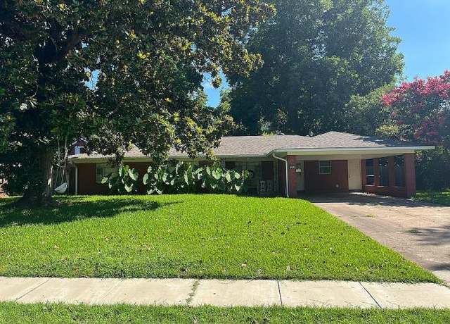 Property at 830 Captain Shreve Dr, Shreveport, LA 71105, 3 beds, 2 baths