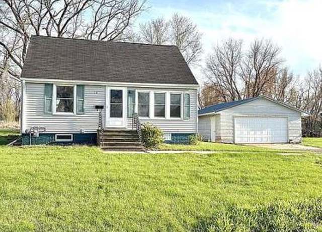 Property at 681 Fulton St, Arlington, IA 50606, 2 beds, 2.5 baths