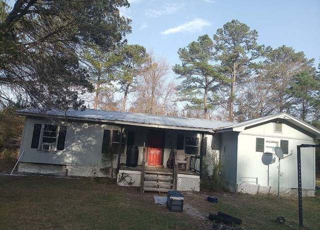 Property at 1298 Nursery Rd, Jesup, GA 31546, 4 beds, 2 baths