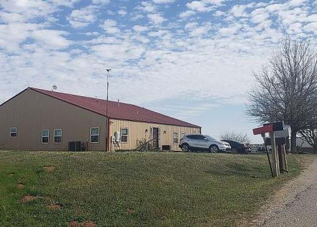Property at 3625 NE Highway 33, Guthrie, OK 73044, 4 beds, 2 baths