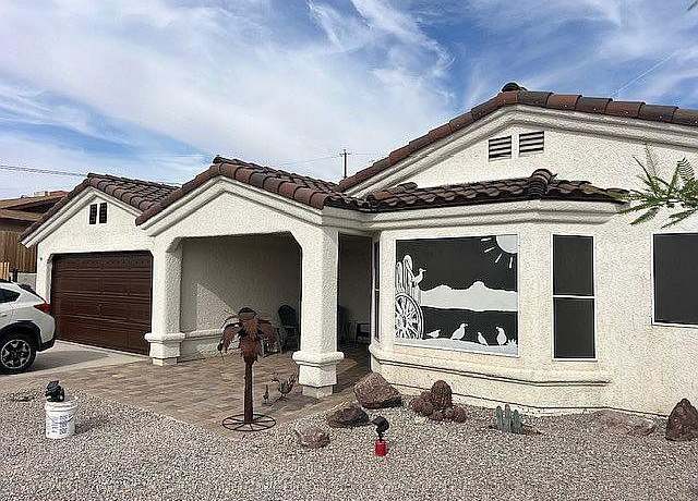 Property at 4292 Highlander Ave, Lake Havasu City, AZ 86406, 3 beds, 2 baths