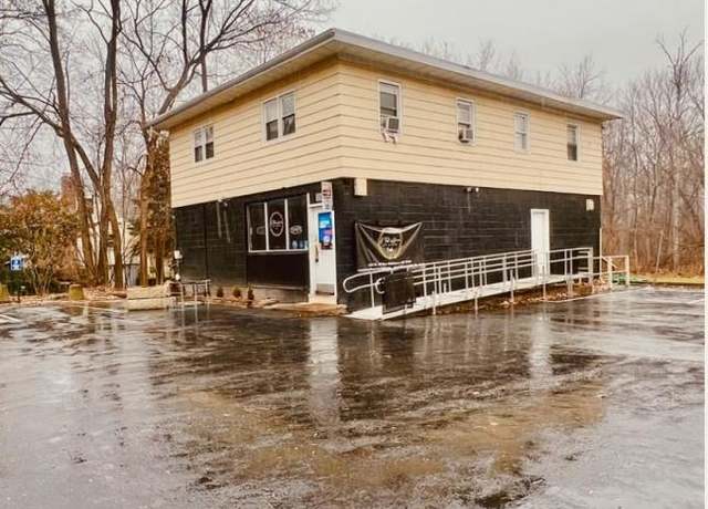 Property at 650 New York 211, Middletown, NY 10940, 3 beds, 1.5 baths