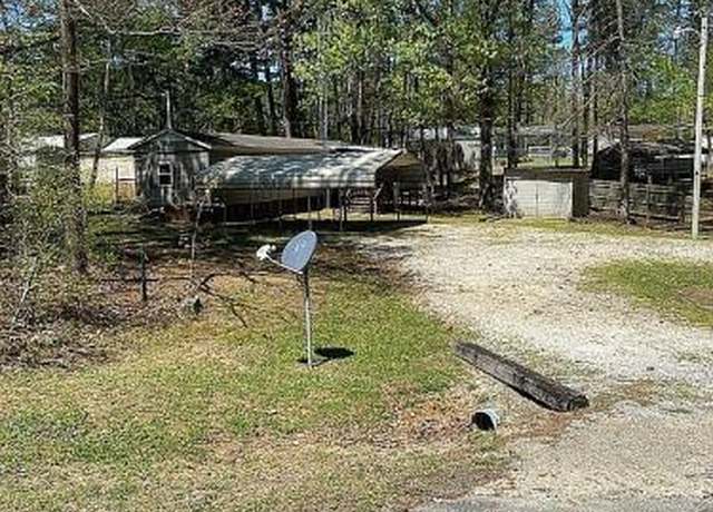 Property at 21 Pinewood Dr, Springville, TN 38256, 2 beds, 1 bath