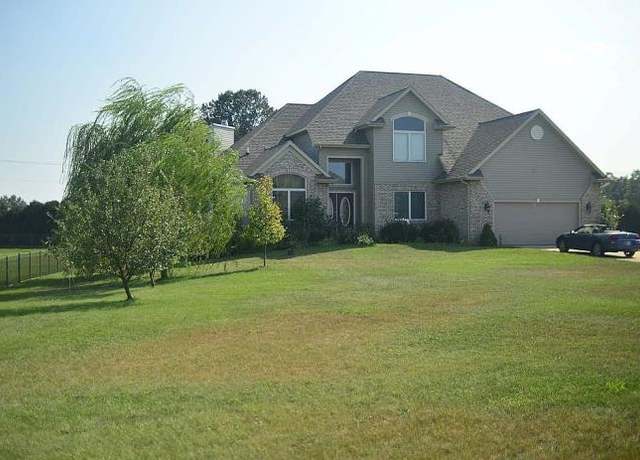 Property at 57471 Cabriolet Ct, Elkhart, IN 46516, 7 beds, 3.5 baths