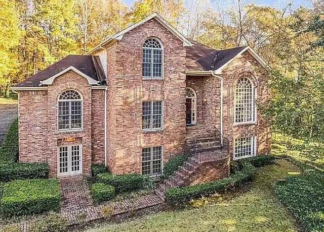 Property at 415 Collegiate Dr, Powder Springs, GA 30127, 5 beds, 3.5 baths