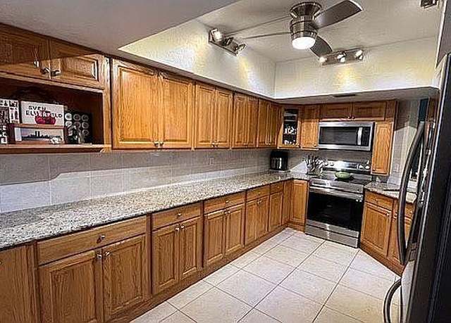 Property at 2651 Citrus Lake Dr Unit d-205, Naples, FL 34109, 3 beds, 2 baths