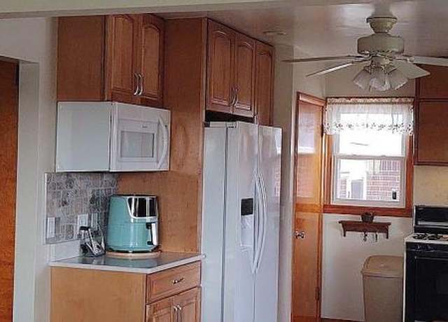 Property at 16470 County Road P, Napoleon, OH 43545, 3 beds, 1.5 baths