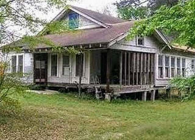Property at 1923 E Main St, Henderson, TX 75652