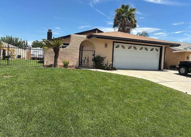 Property at 3043 Cedarwood Dr, Bakersfield, CA 93309, 3 beds, 2 baths