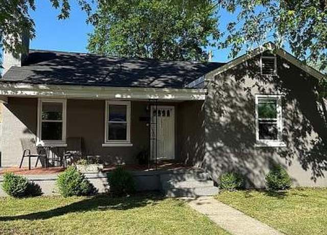 Property at 271 S Front St, Prestonsburg, KY 41653, 3 beds, 1 bath