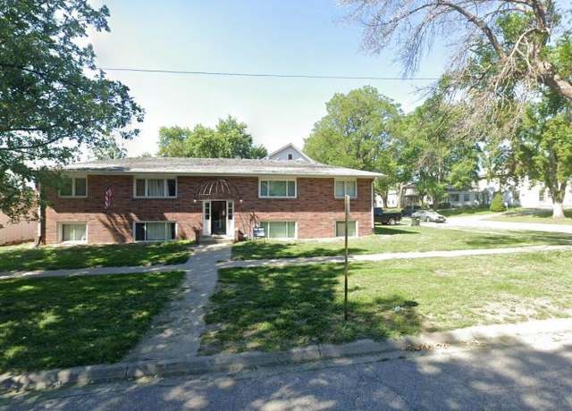 Property at 2930 N St, Lincoln, NE 68510, 7 beds, 4 baths