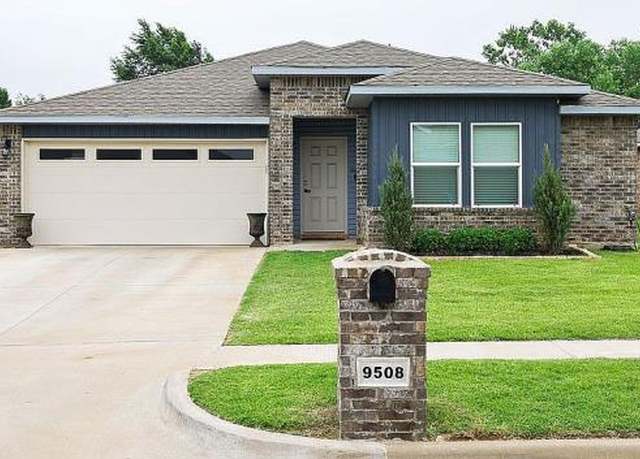Property at 9508 Squire Ln, Yukon, OK 73099, 4 beds, 2 baths
