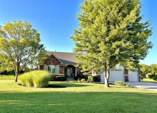 Property at 520 Sienna Ct, Rose Hill, KS 67133, 4 beds, 3 baths