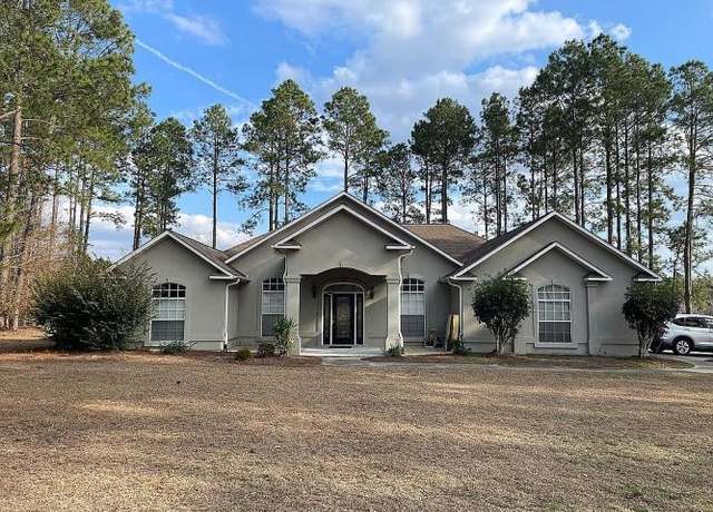 Property at 141 Dogwood Dr, Eastman, GA 31023, 4 beds, 3 baths
