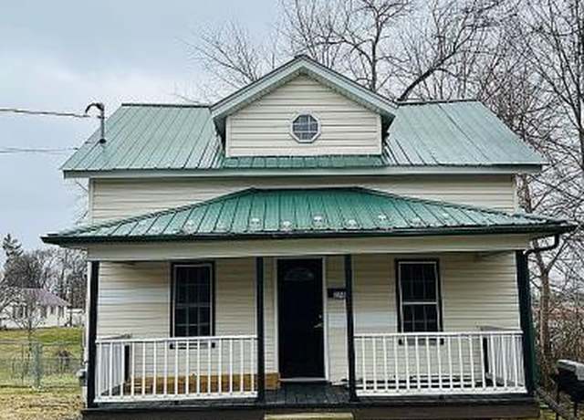 Property at 276 Anderson St, Lewisburg, WV 24901, 3 beds, 2 baths