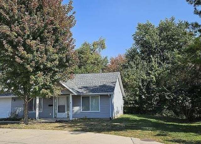 Property at 2728 O Ave NW Apt A, Cedar Rapids, IA 52405, 2 beds, 2 baths