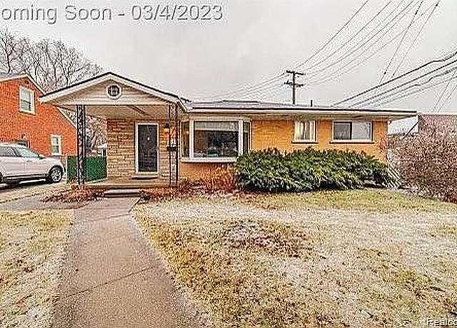 Property at 1544 Sheffield Rd, Birmingham, MI 48009, 3 beds, 2.5 baths