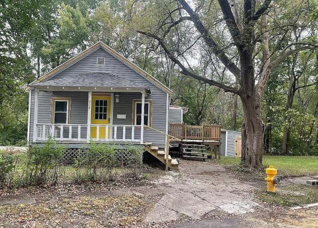 Property at 566 E Madison St, Freeport, IL 61032, 2 beds, 1 bath