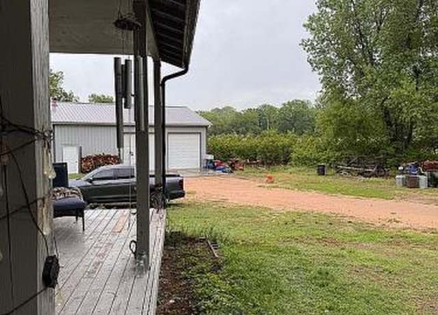 Property at 8903 N Tobacco Rd, Medora, KS 67502, 3 beds, 2 baths