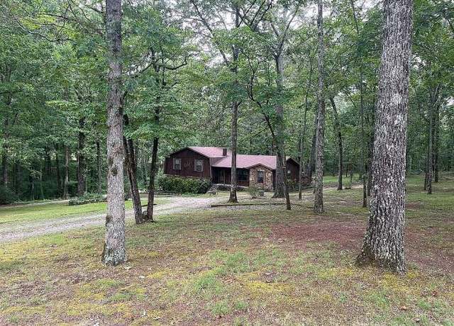 Property at 1531 Grace Ave NW, Arab, AL 35016, 3 beds, 2.5 baths