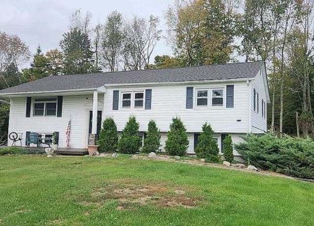Property at 5 Blue Spruce Ln, Monticello, NY 12701, 4 beds, 2.5 baths