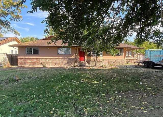 Property at 7479 Henrietta Dr, Sacramento, CA 95822, 5 beds, 4 baths