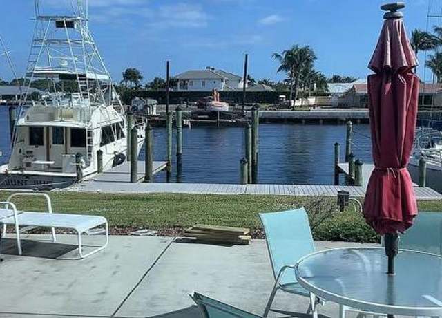 Property at 752 Lagoon Dr, North Palm Beach, FL 33408, 3 beds, 2.5 baths