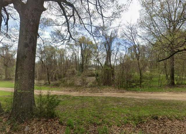 Property at 1798 Ridge Rd, Yazoo City, MS 39194, 2 beds, 2 baths