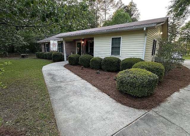 Property at 135 Alvin Purser Rd, Cochran, GA 31014, 2 beds, 1 bath