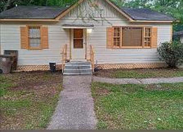 Property at 1007 Cloverdale Dr, Mobile, AL 36606, 2 beds, 1.5 baths