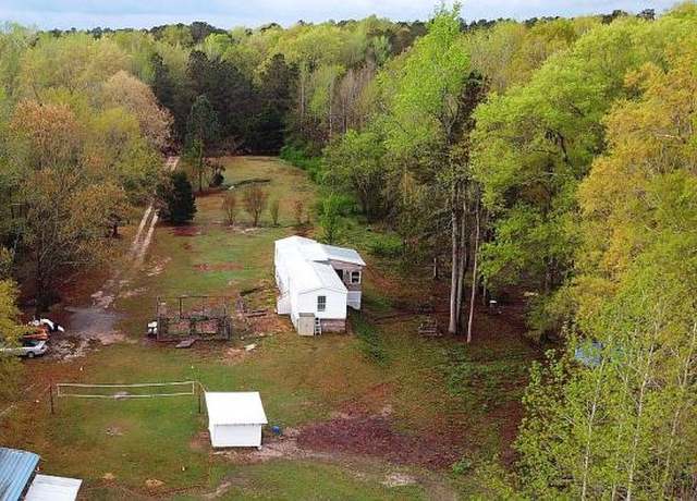 Property at 2729 Chimney Brook Rd, Fayetteville, NC 28312, 3 beds, 2 baths