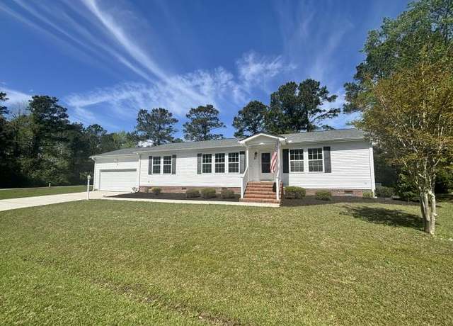 Property at 21 Nandina Dr, Hampstead, NC 28443, 3 beds, 2 baths