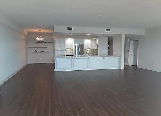 Property at 1025 Jimmy Buffett Memorial Hwy, Ind Hbr Bch, FL 32937, 3 beds, 3 baths