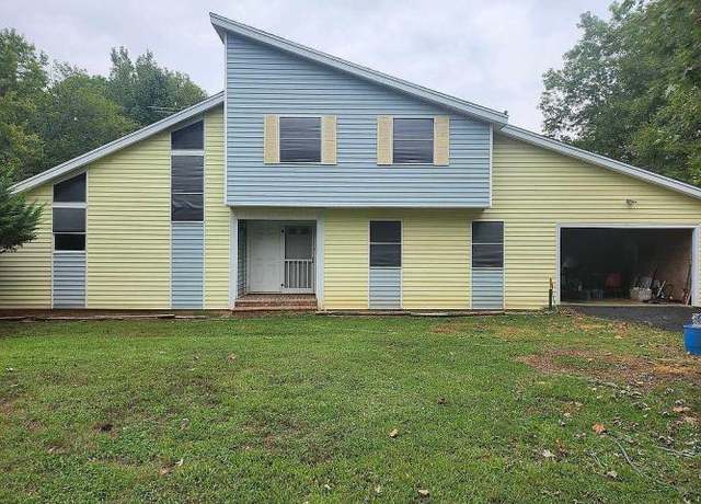 Property at 15015 Highway 104 N, Lexington, TN 38351, 5 beds, 3 baths